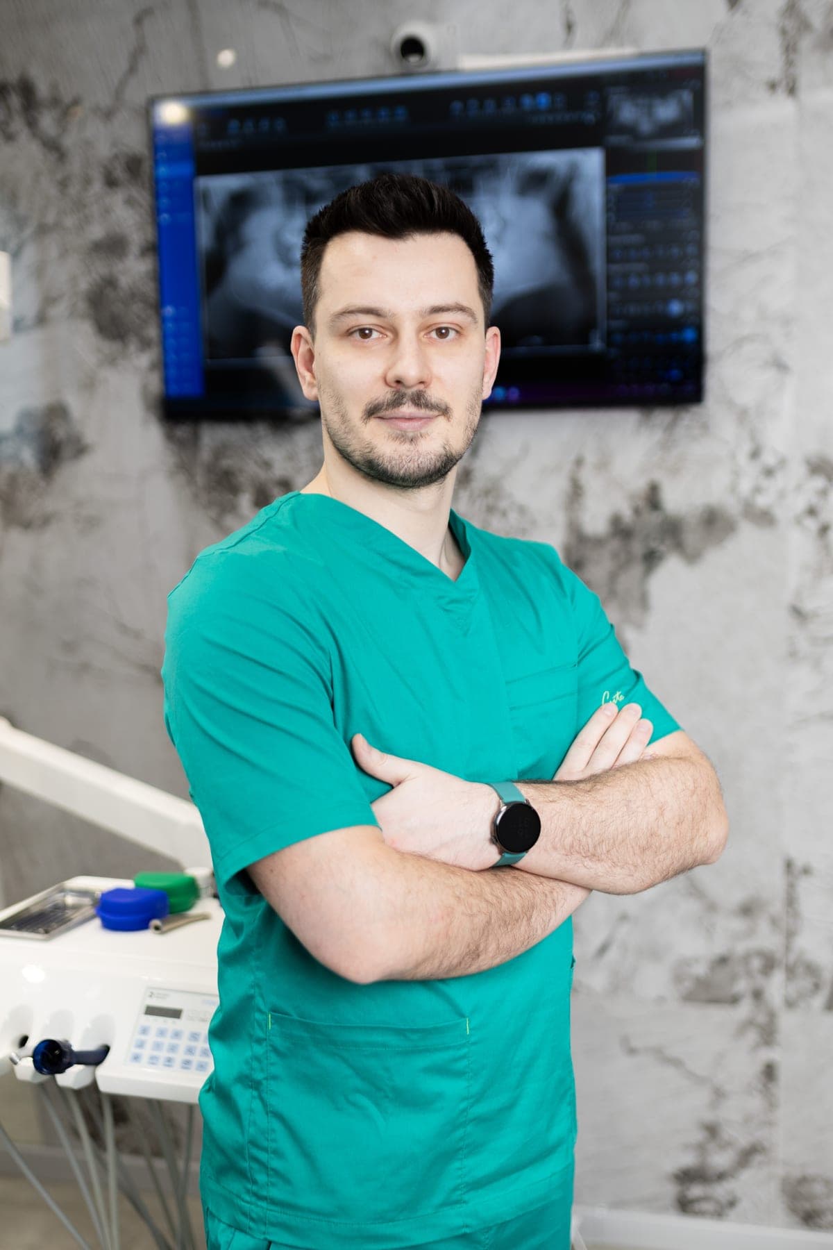 Dr. Isak Abdagić